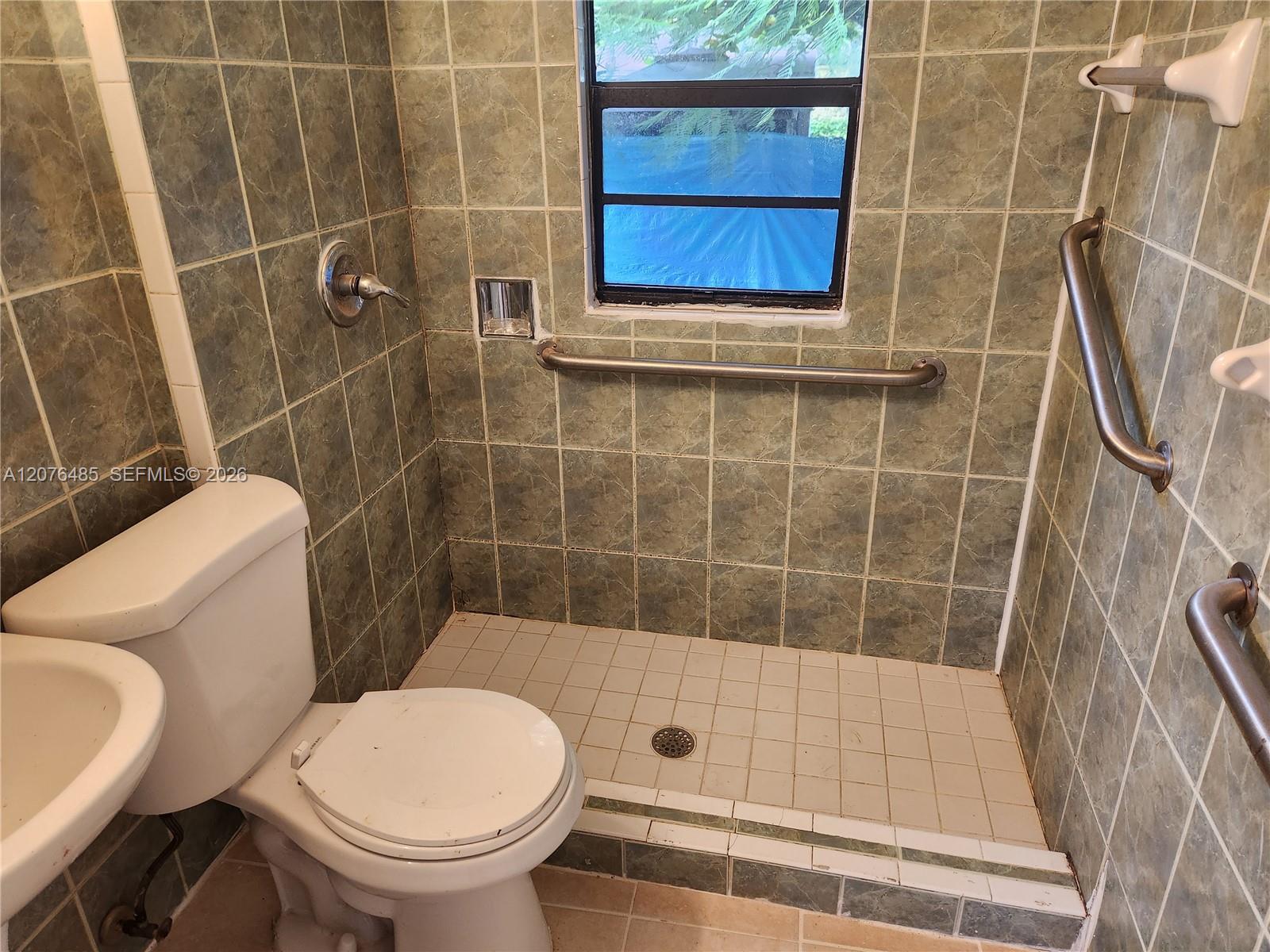 2129 NW 44th St # 2129 — Photo 5