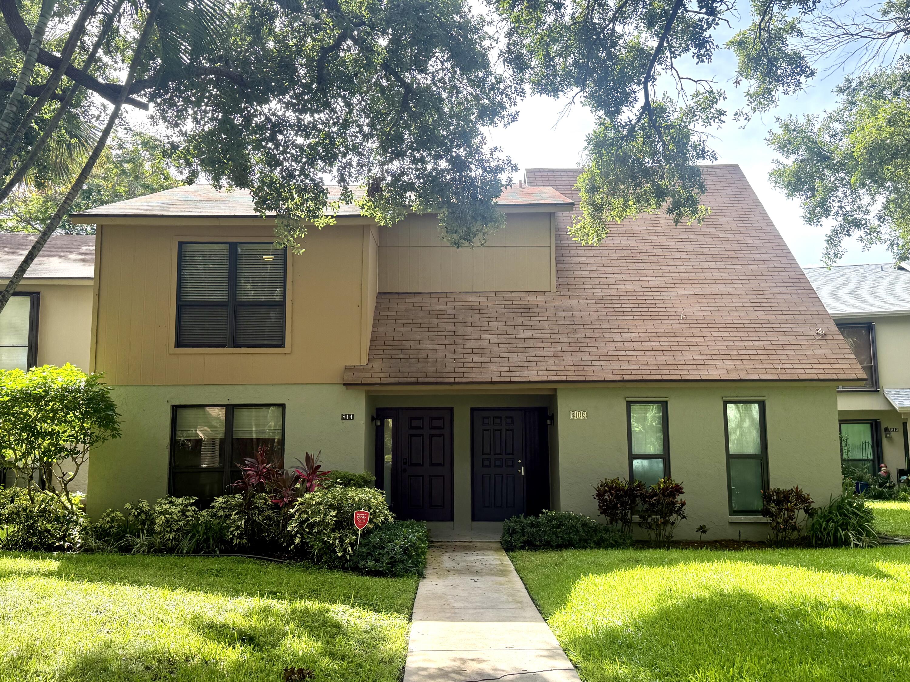 814 Sandtree Drive, Palm Beach Gardens FL 33403