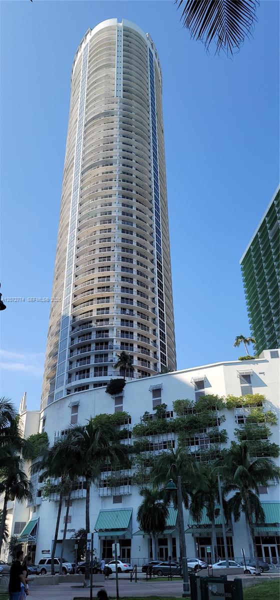 1750 N Bayshore Dr # 5508 — Photo 2