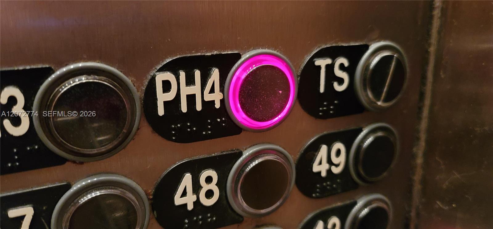 Pres this button to floor 55