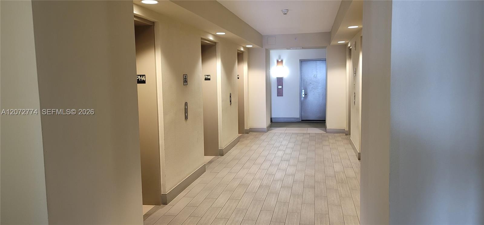 1750 N Bayshore Dr # 5508 — Photo 4