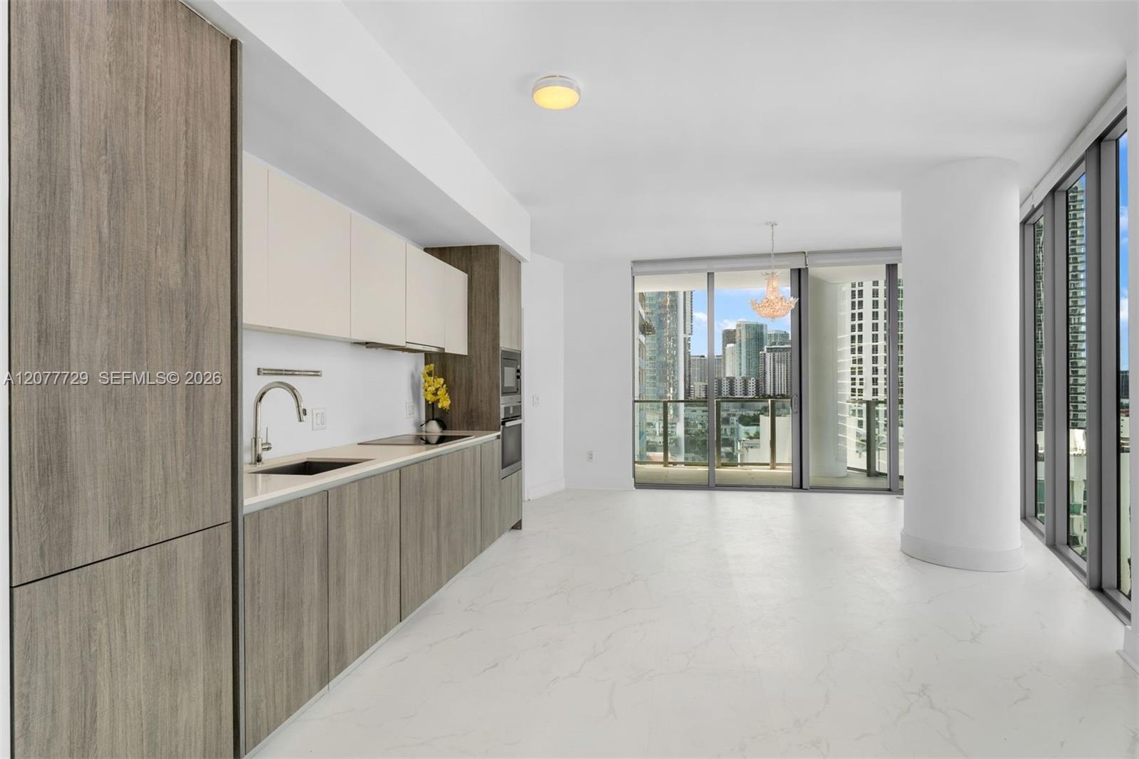 2900 NE 7th Ave # 1409 — Photo 3