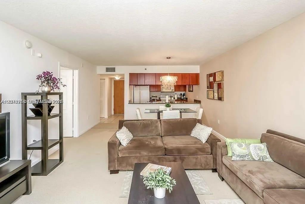 1200 Brickell Bay Dr # 1518 View 3