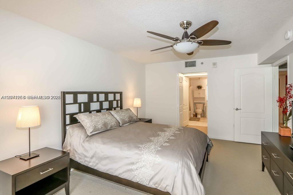 1200 Brickell Bay Dr # 1518 View 6