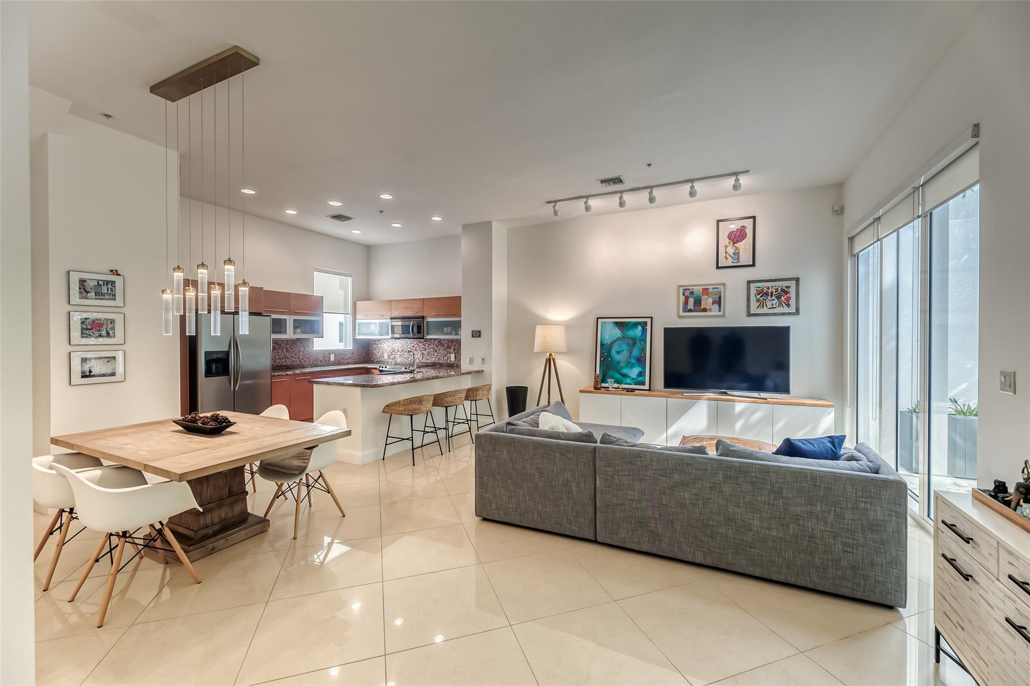 727 NE 4th Avenue, Fort Lauderdale FL 33304