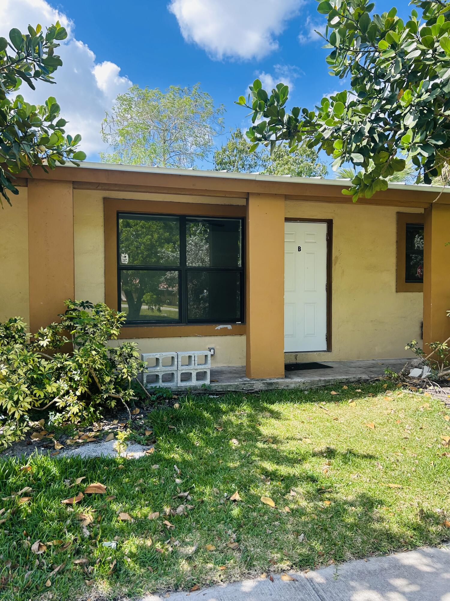 844 NW 3rd Avenue # B, Fort Lauderdale FL 33311
