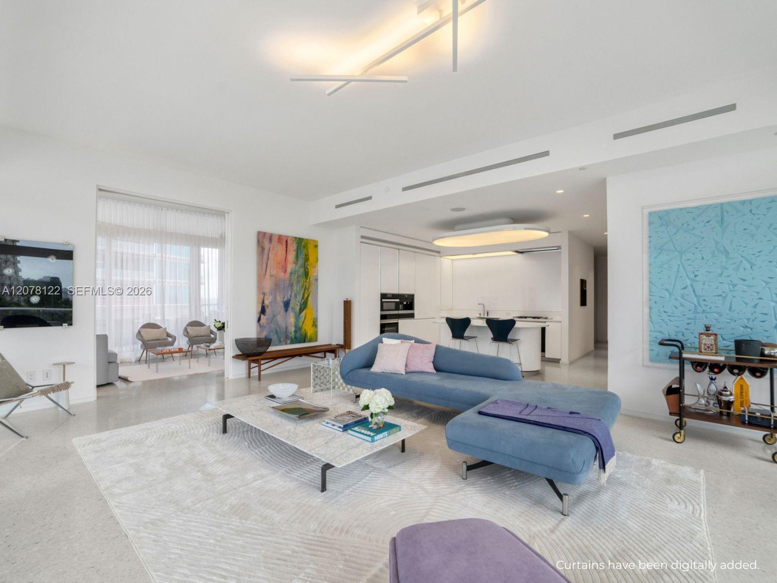 3315 Collins Ave # 4C — Photo 4