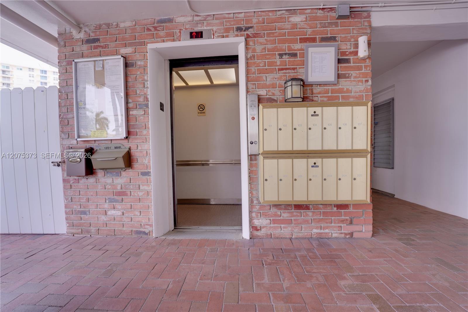 455 Paradise Isle Blvd # 402 — Photo 3