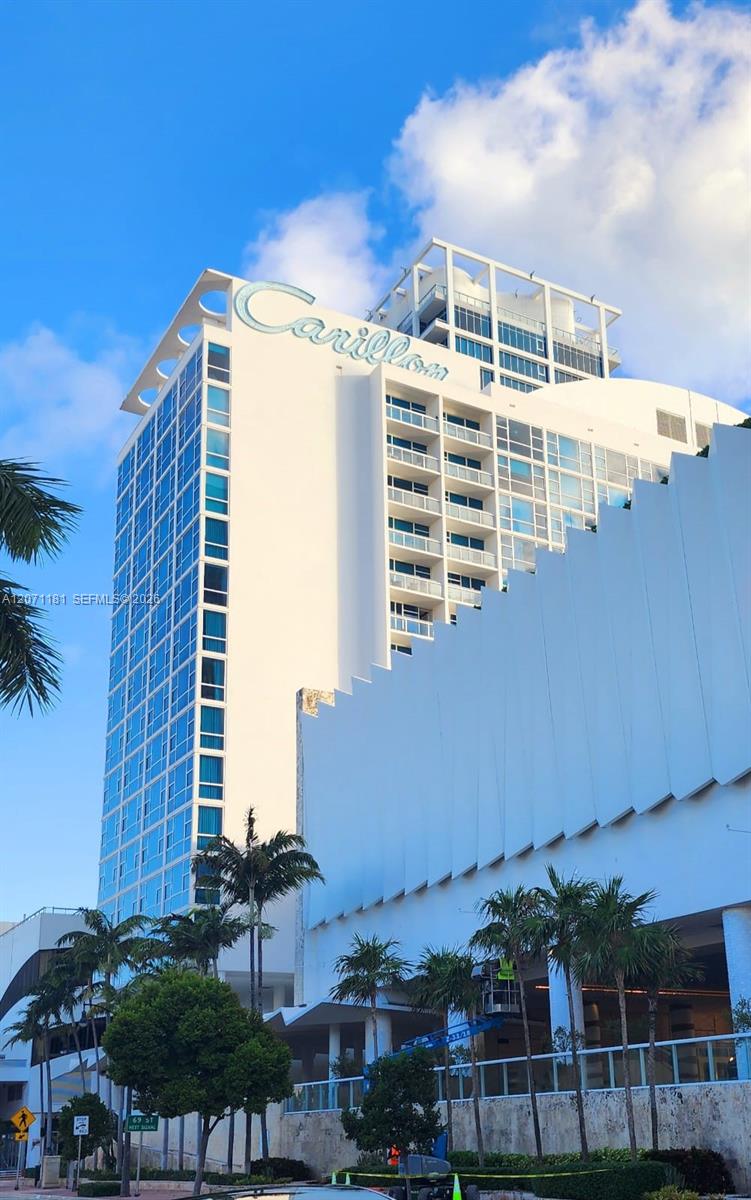6801 Collins Ave View 12