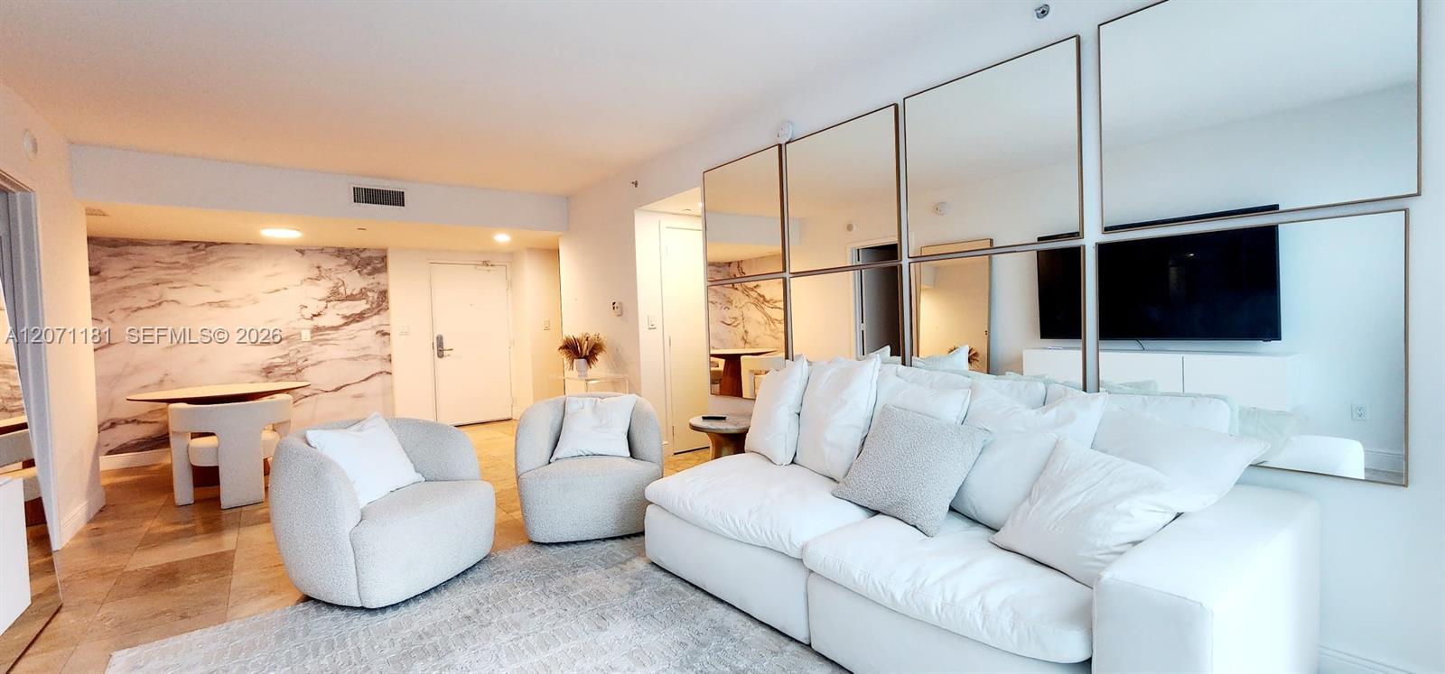 6801 Collins Ave View 8