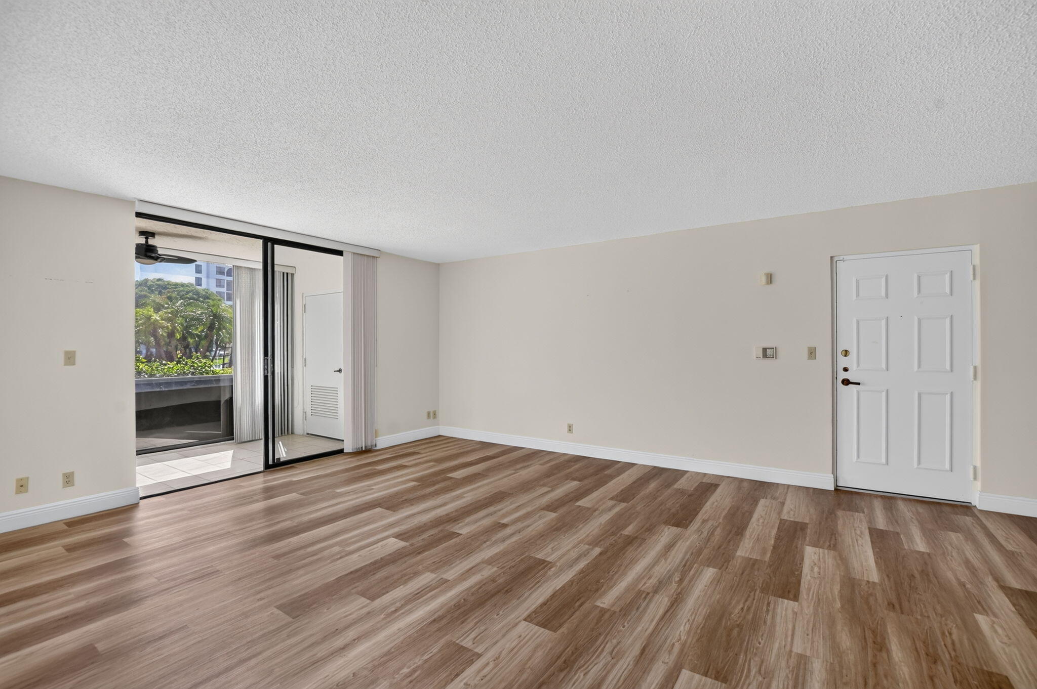 7201 PROMENADE Drive # 101 — Photo 4