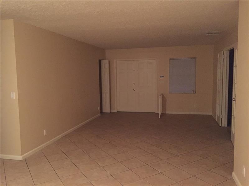 1204 SW 74th Avenue — Photo 4