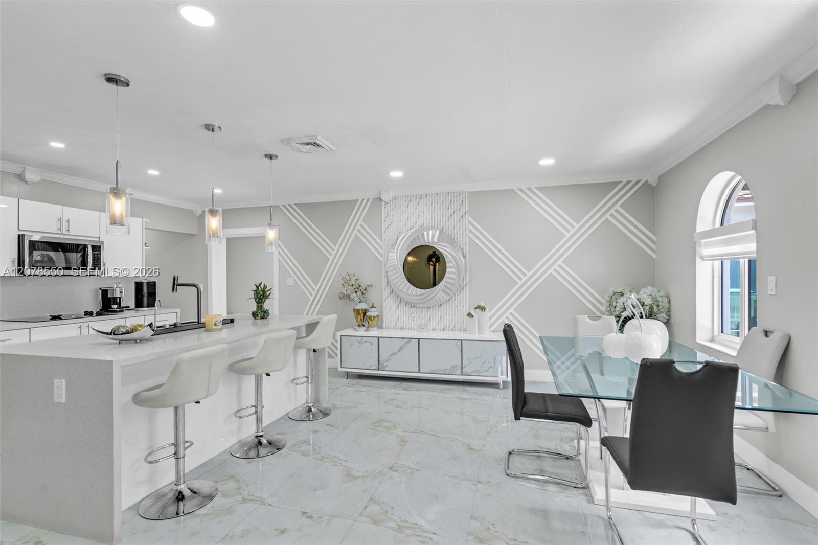 1327 SW 72nd Ave — Photo 5
