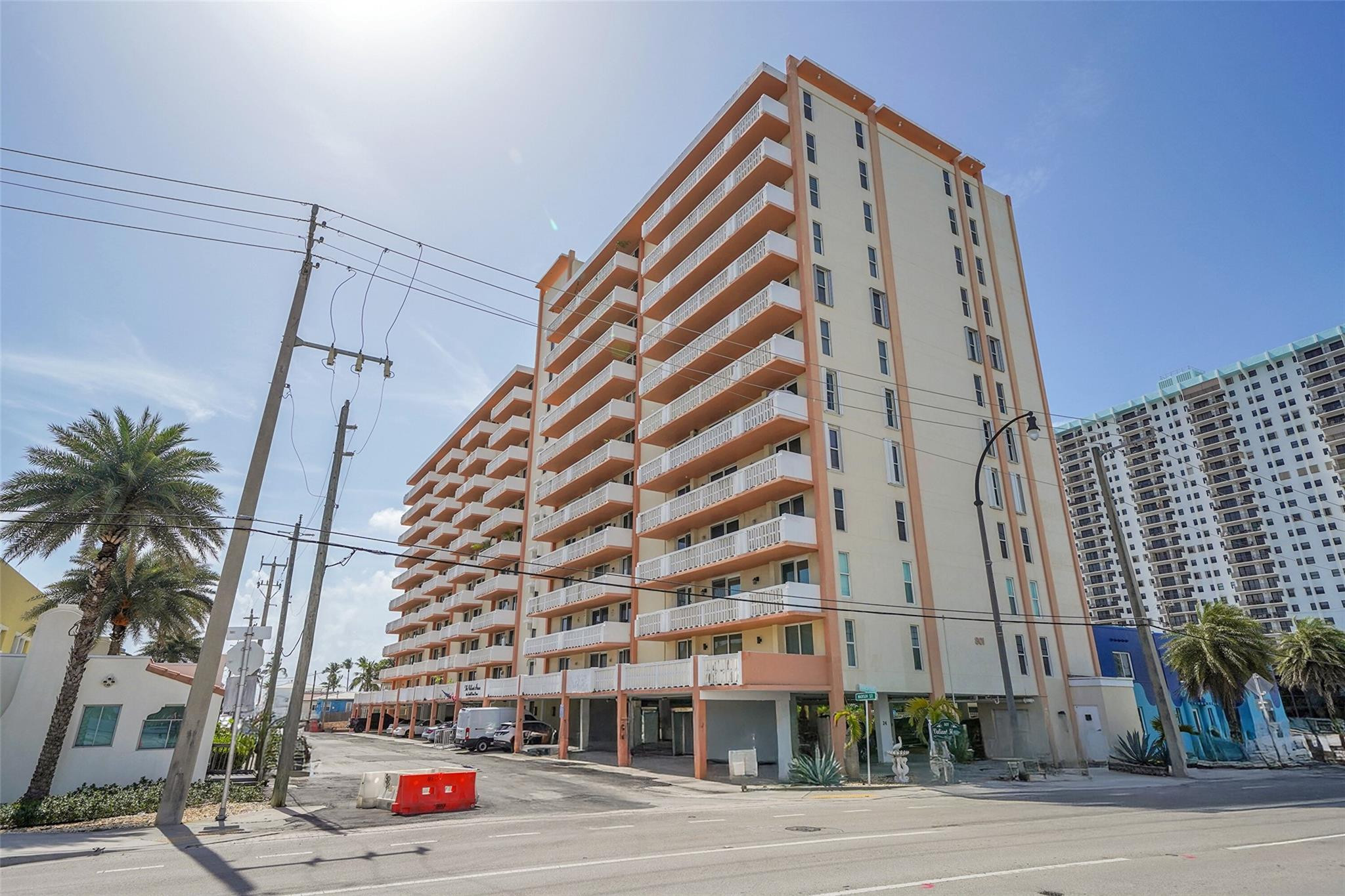 801 S Ocean Drive # 605, Hollywood FL 33019