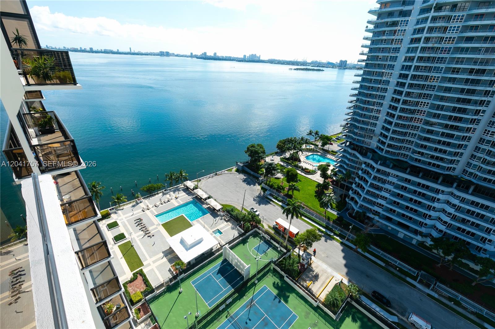 600 NE 36th St # PH3, Miami FL 33137
