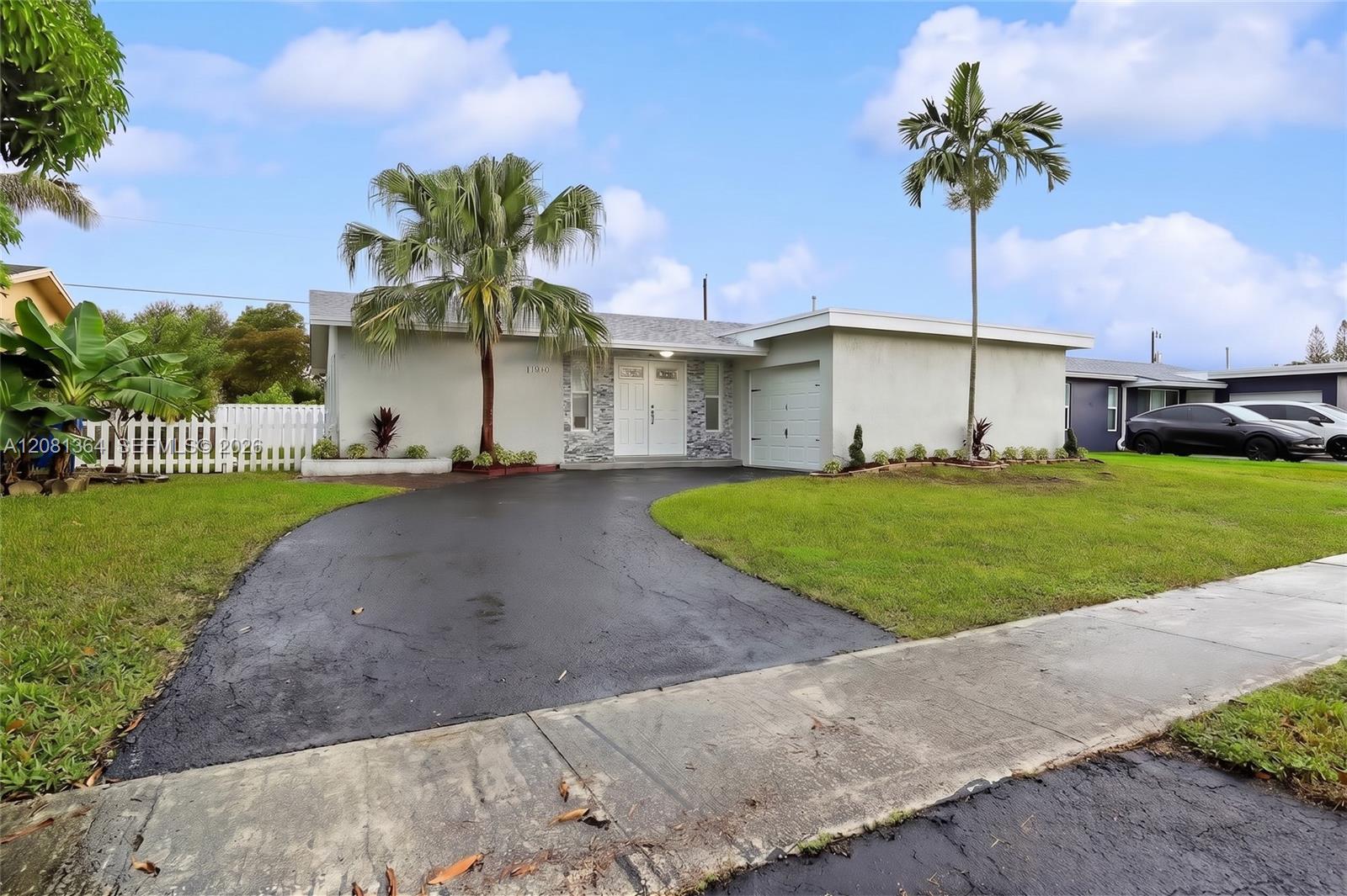 11940 NW 29th Mnr, Sunrise FL 33323