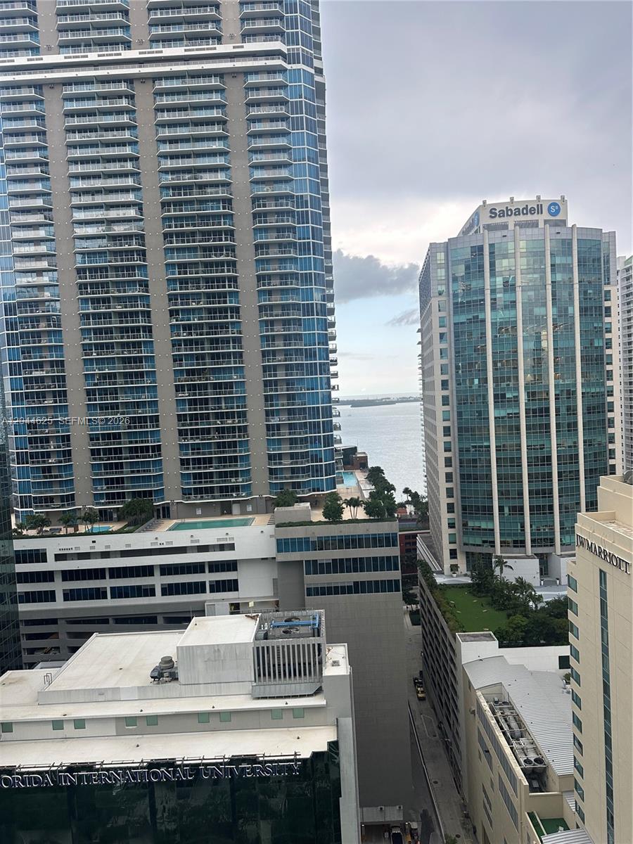 1060 Brickell Ave # 2505, Miami FL 33131