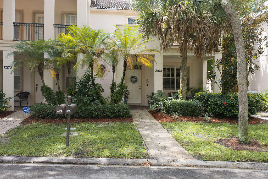 8074 MURANO Circle — Photo 3