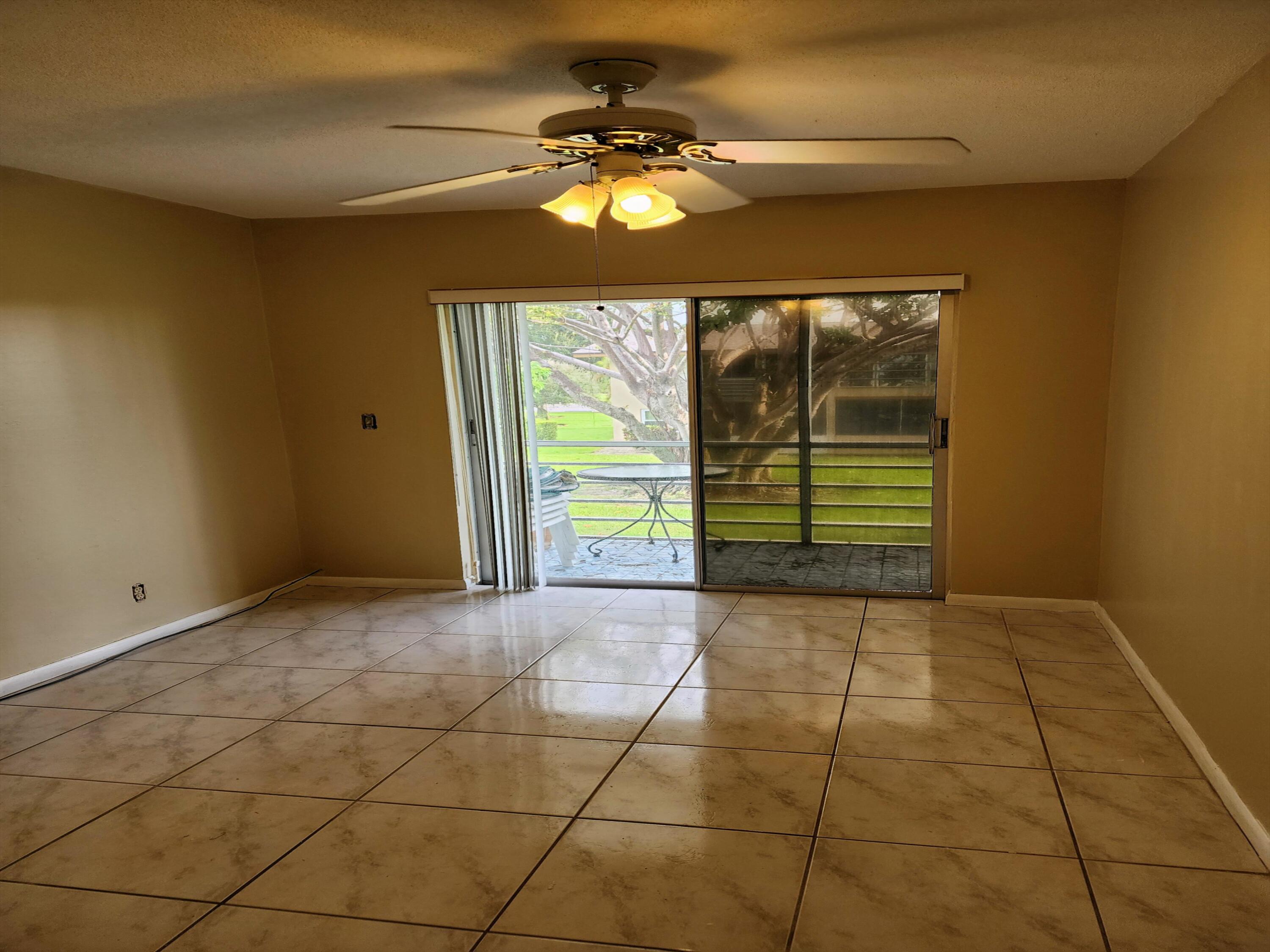 239 Coventry J, West Palm Beach FL 33417