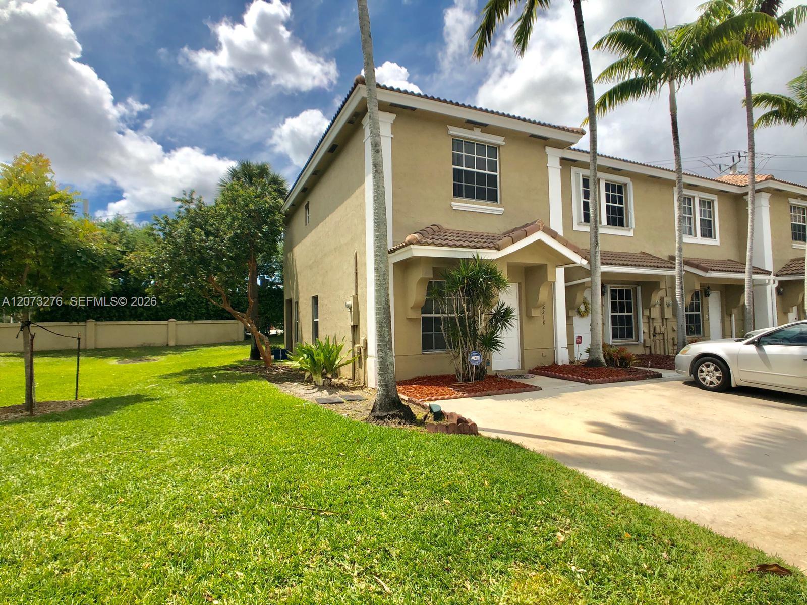 12218 SW 8th Ct — Photo 2