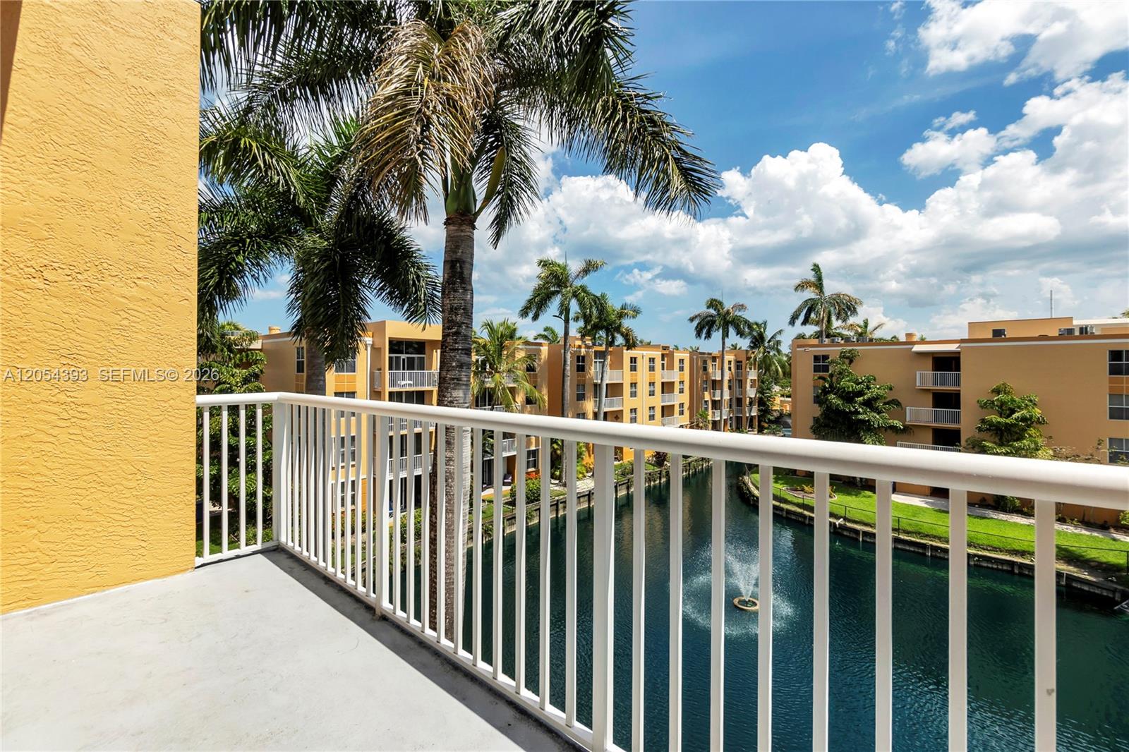 1341 SE 3rd Ave # 404, Dania Beach FL 33004