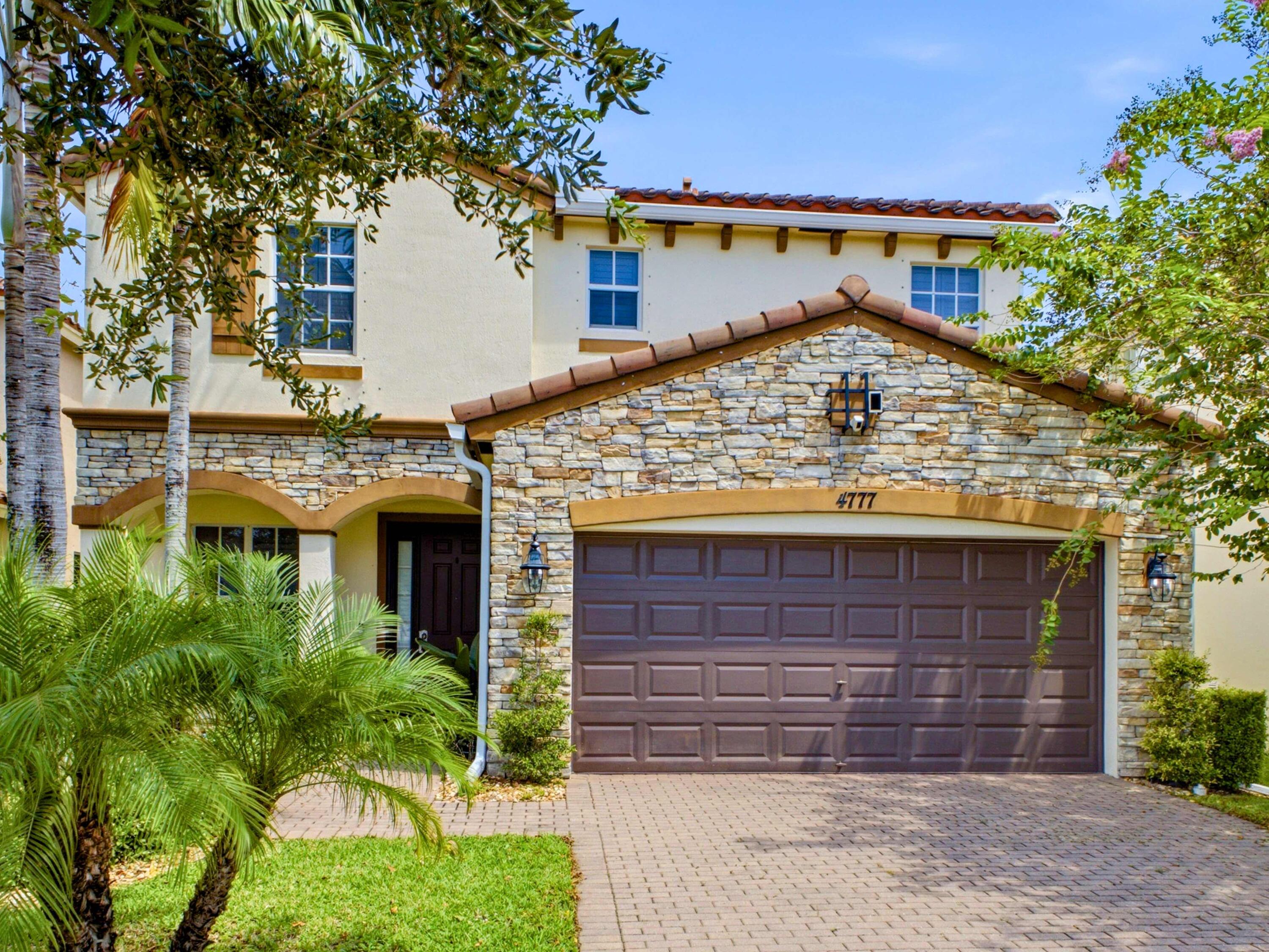 4777 Capital Drive — Photo 3