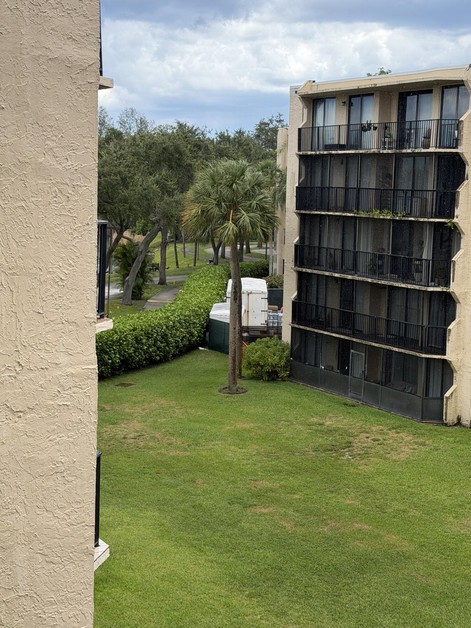 3590 BLUE LAKE Drive # 405, Pompano Beach FL 33064
