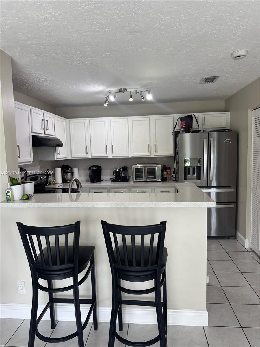 8291 SW 44th Pl # 8291 — Photo 3