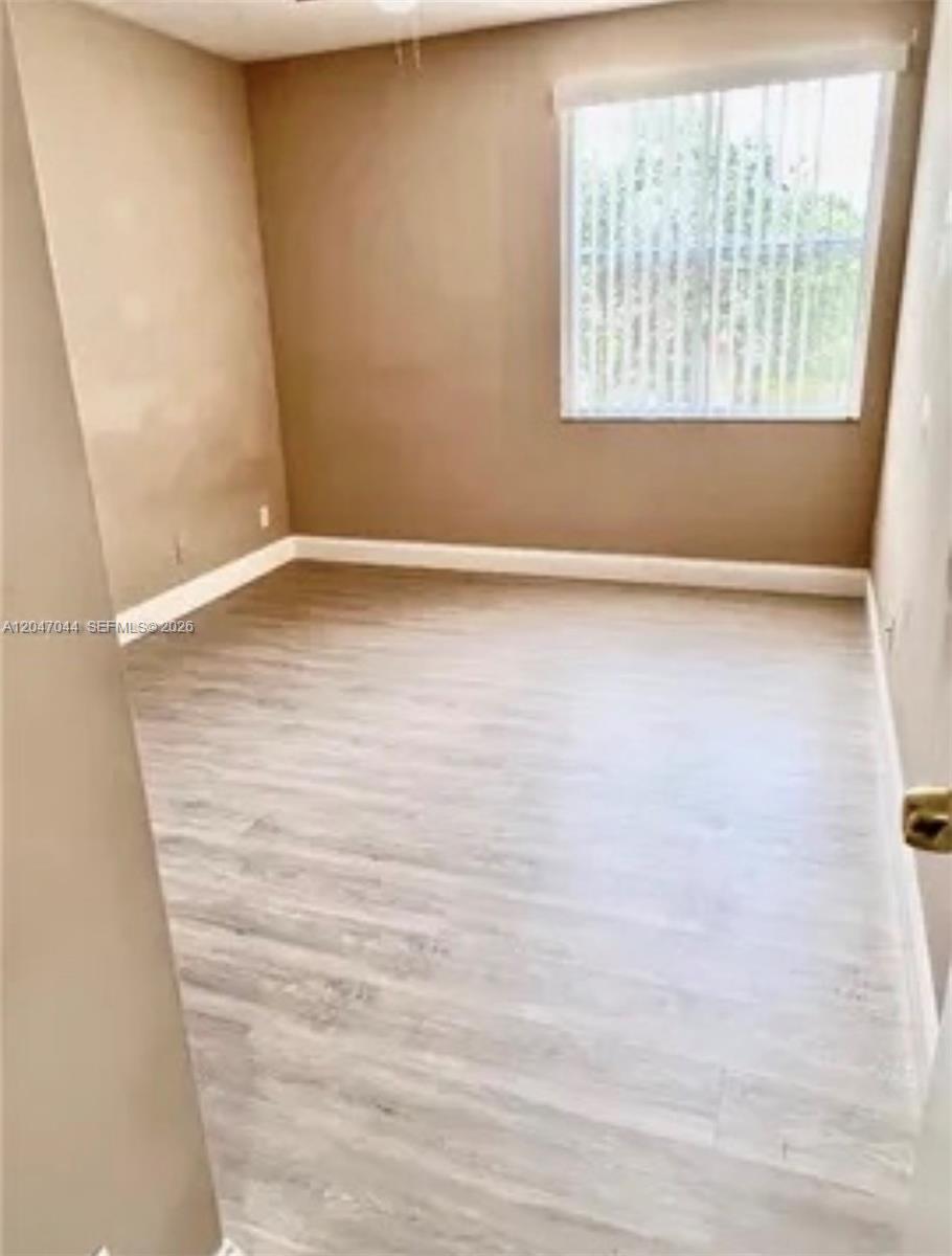 8291 SW 44th Pl # 8291 — Photo 5