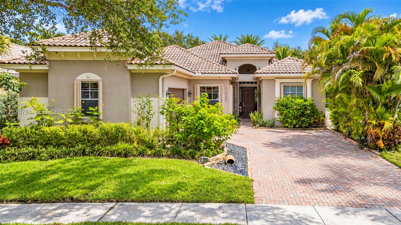 11955 NW 78th Pl, Parkland FL 33076