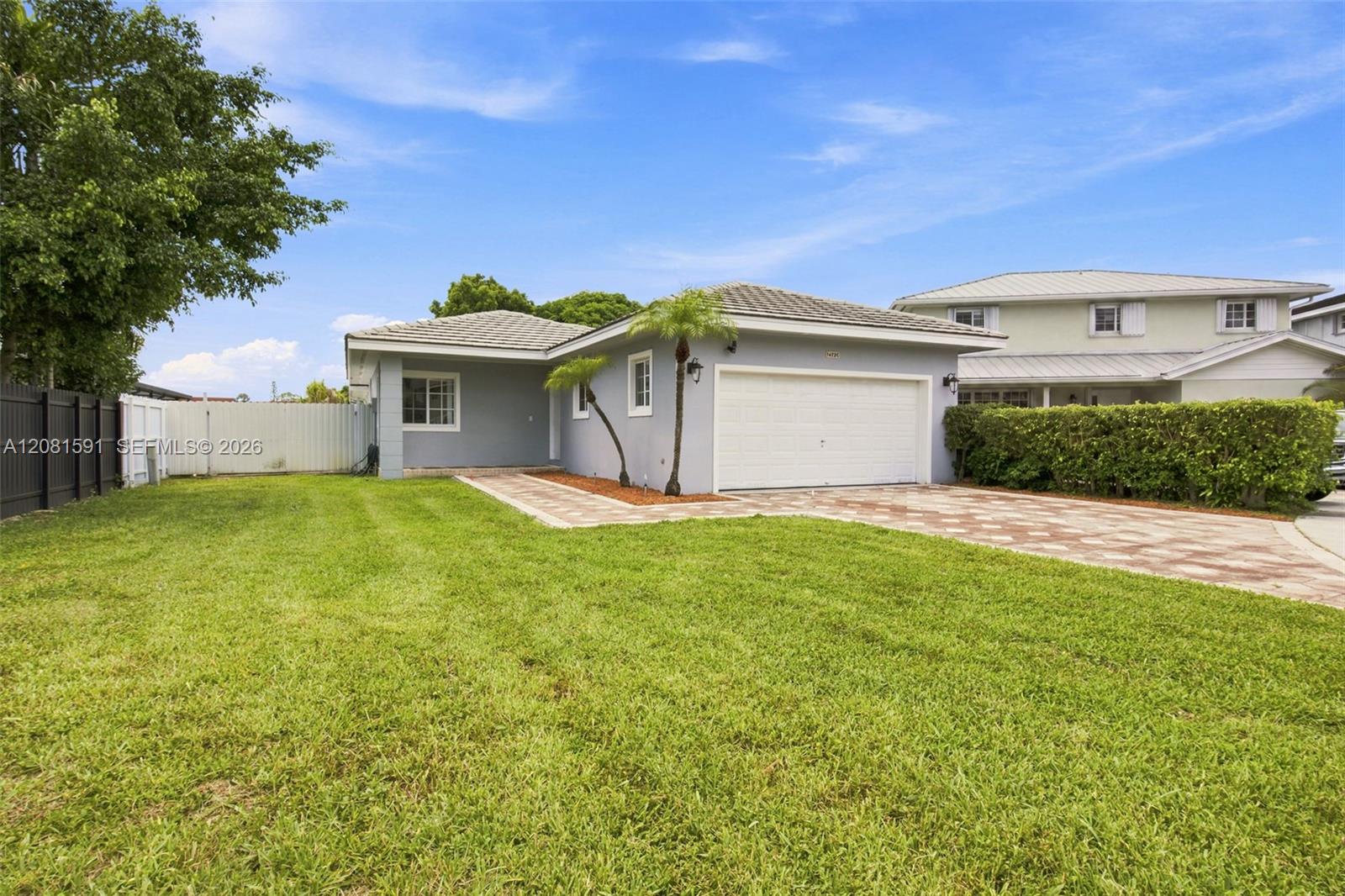 14720 SW 141st Ter — Photo 3