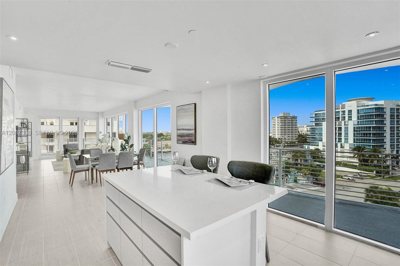 612 Bayshore Dr # 601 — Photo 4