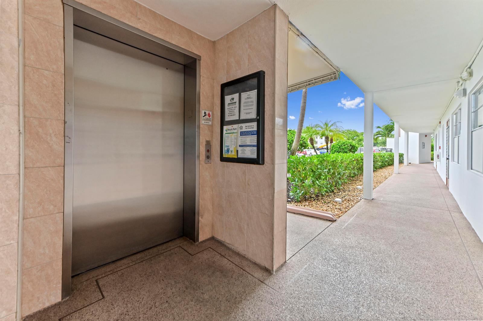 02 Elevator 01