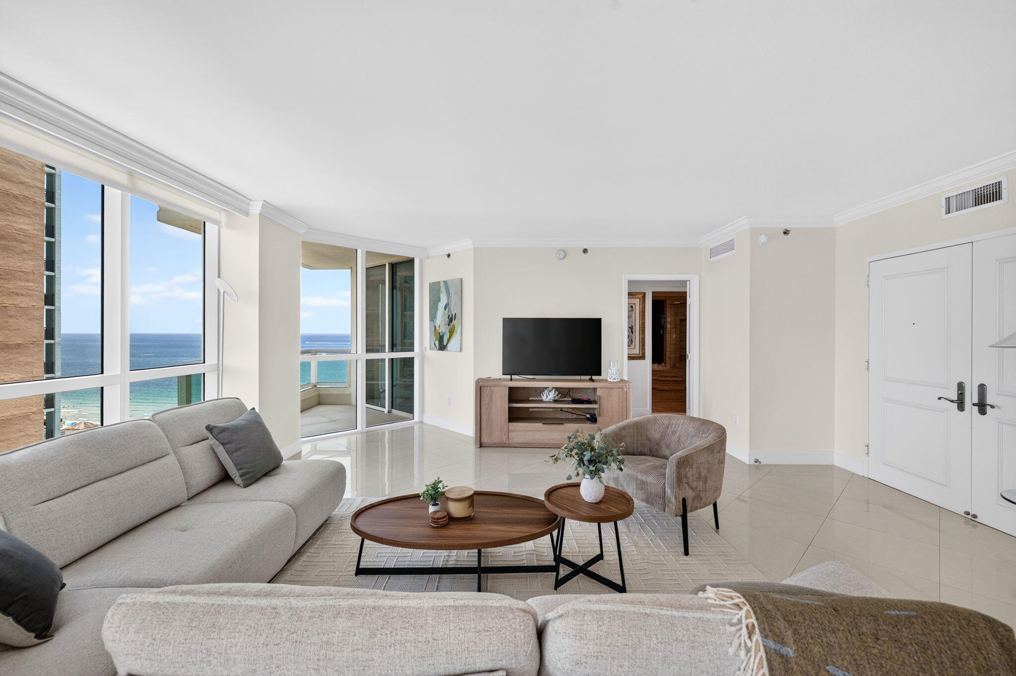 101 S Fort Lauderdale Beach Boulevard # 1606 — Photo 5