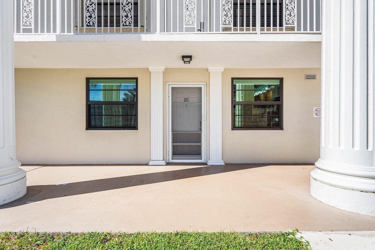 002-6121BalboaCircle-103-BocaRaton-FL-33
