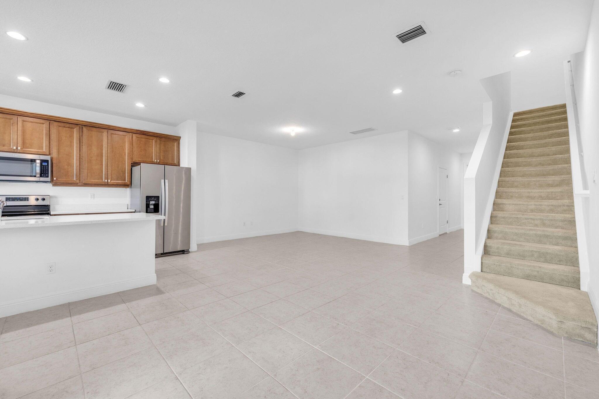 540 Sanderling Circle — Photo 5