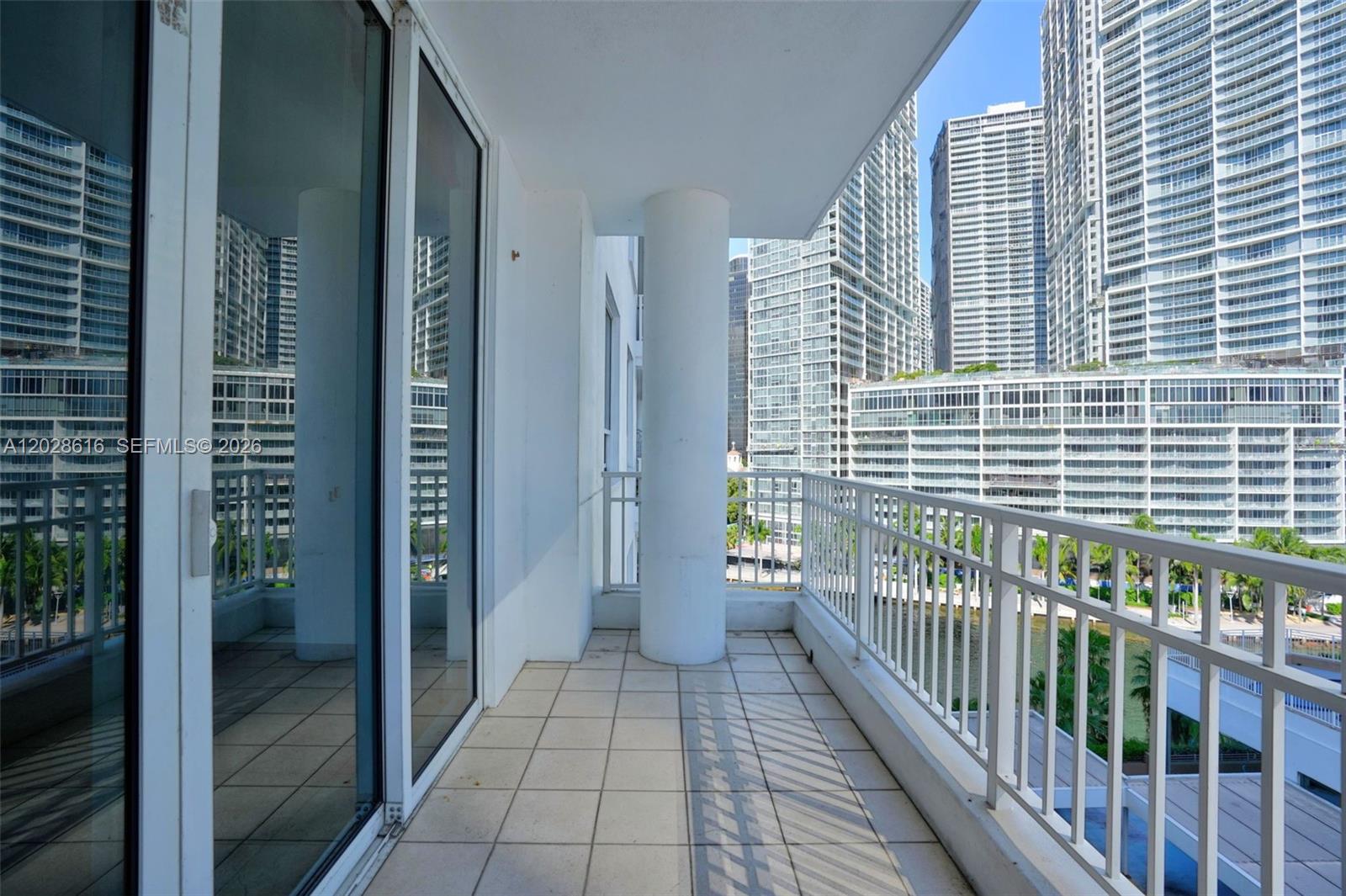 801 Brickell Key Blvd # 906, Miami FL 33131