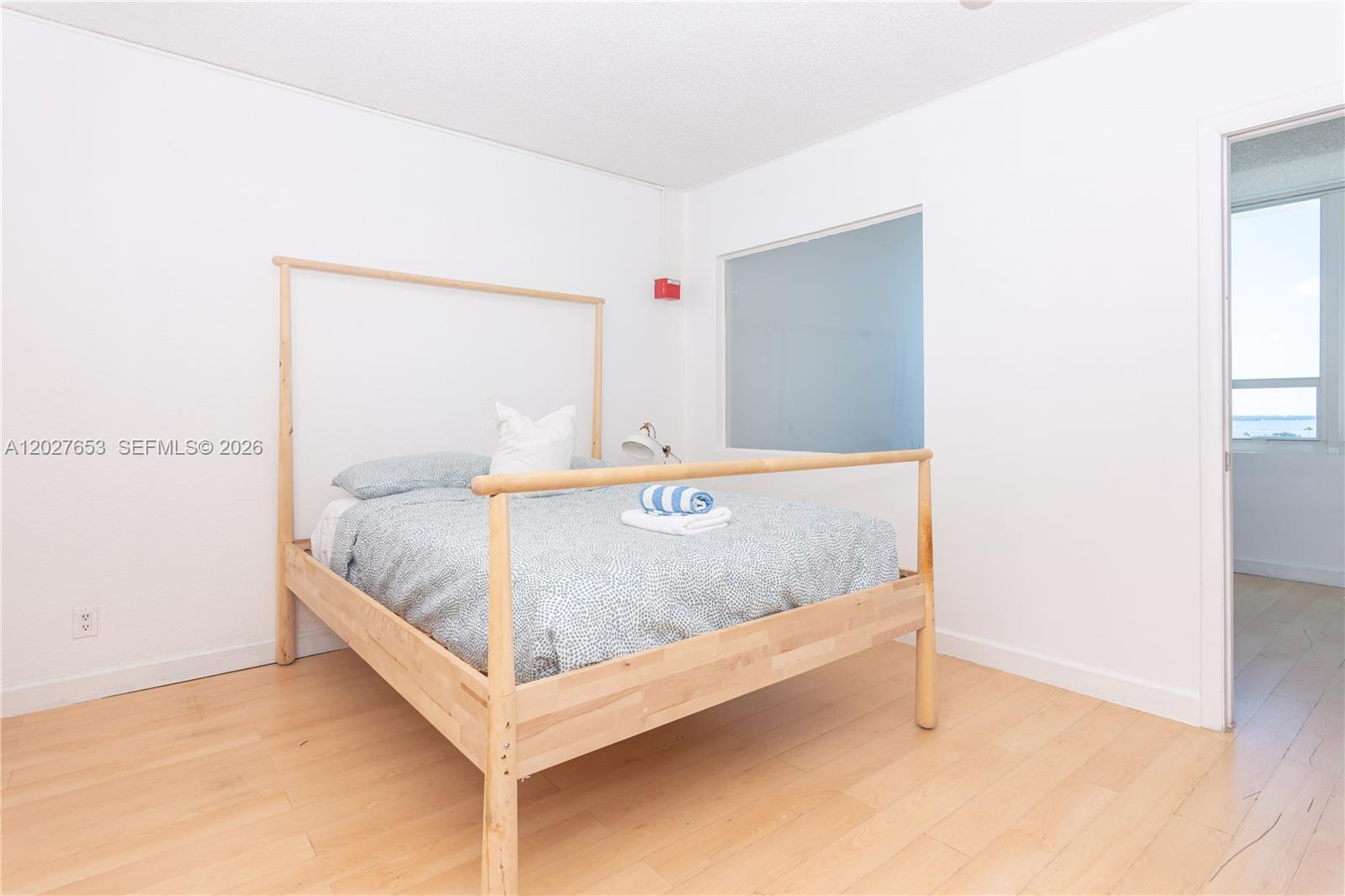 5445 Collins Ave # 1105, Miami Beach FL 33140