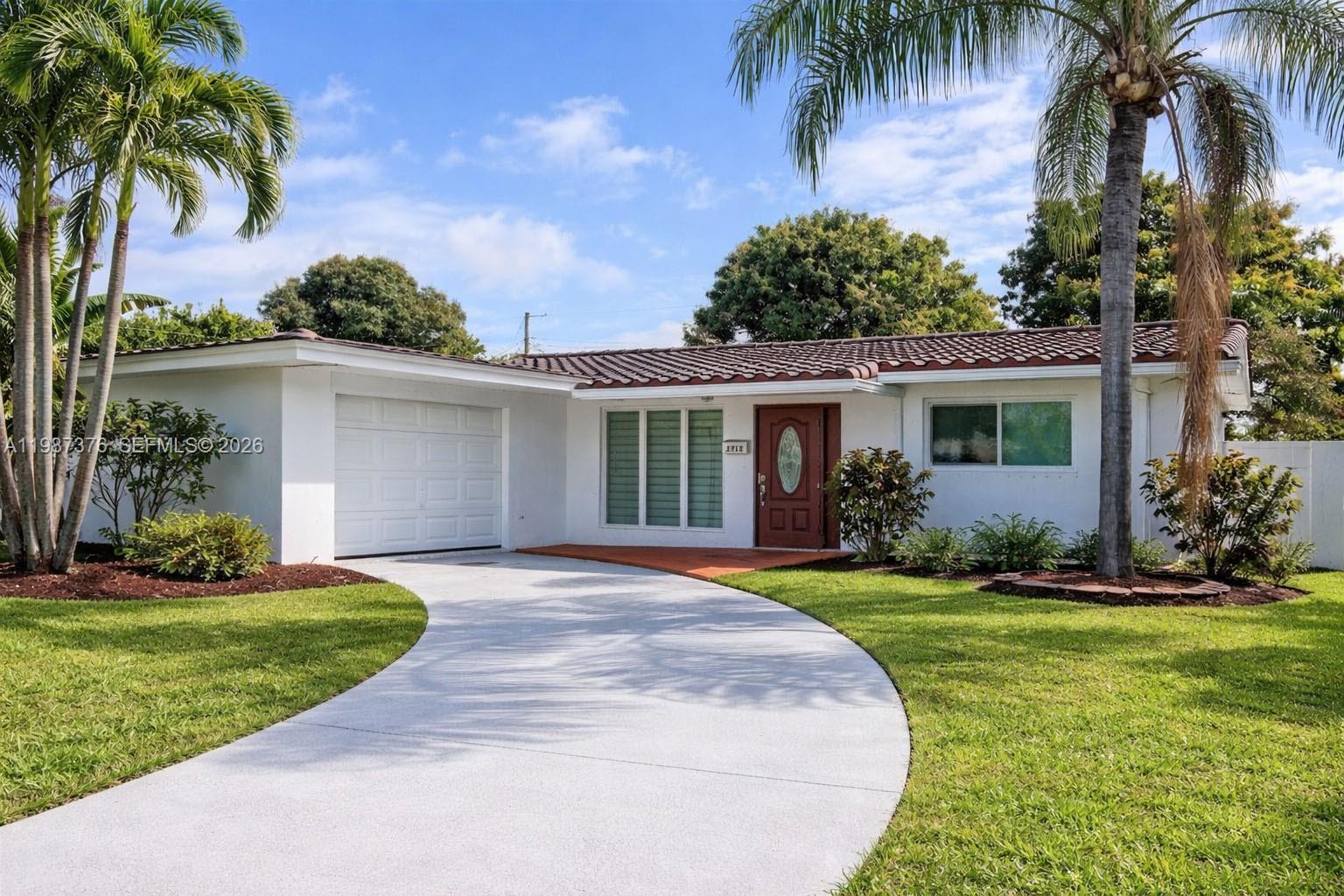 1911 N 44th Ave, Hollywood FL 33021