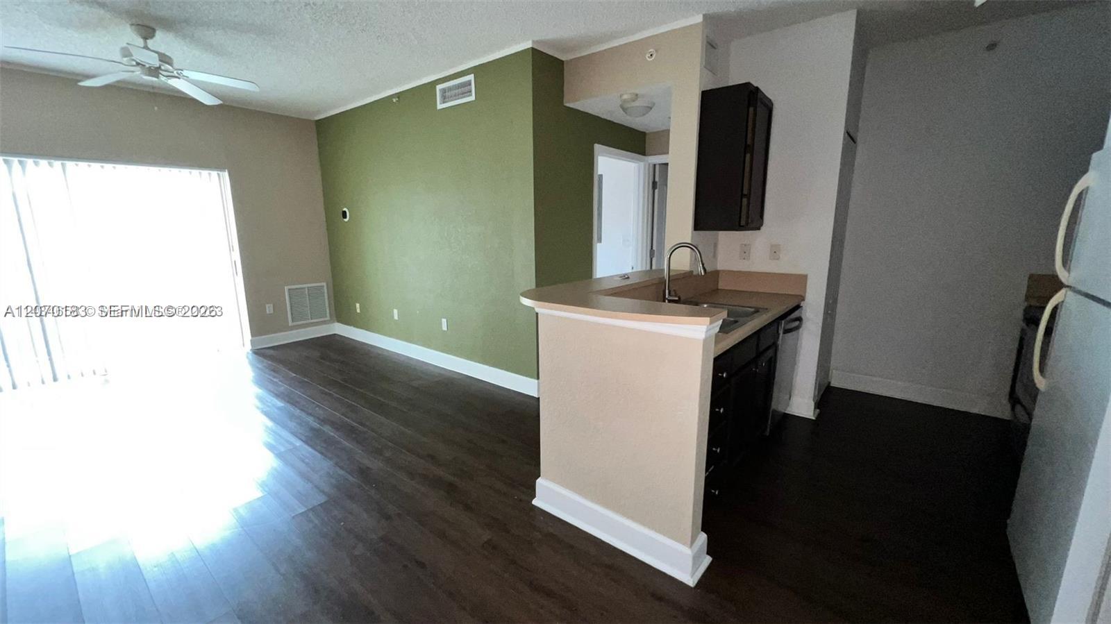 6001 SW 70th St # 625 View 9