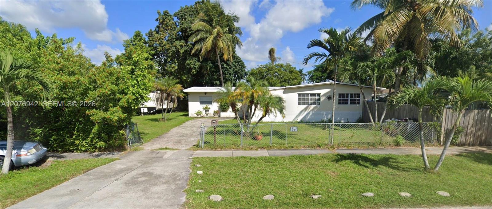 15465 SW 298th Ter, Homestead FL 33033