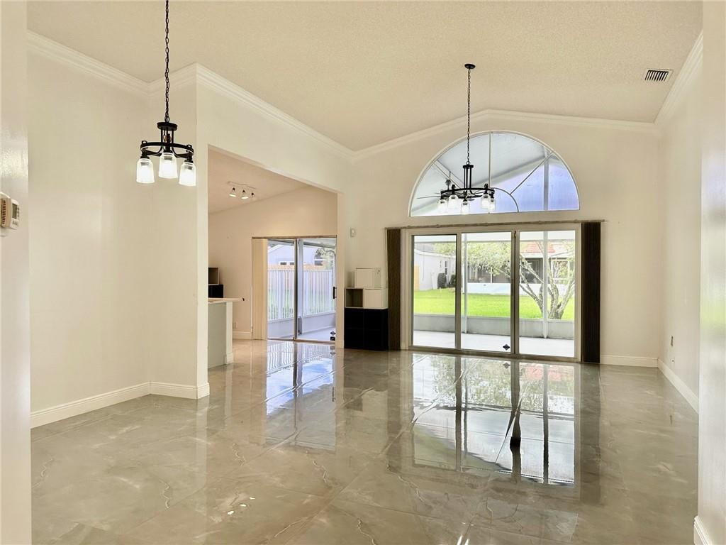 2710 BOGOTA Avenue — Photo 3