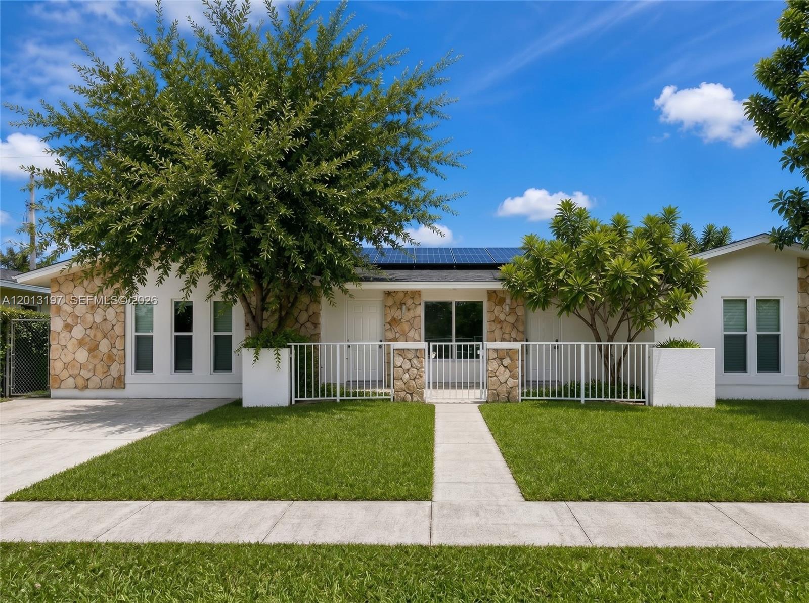 21335 NE 19th Ct, Miami FL 33179