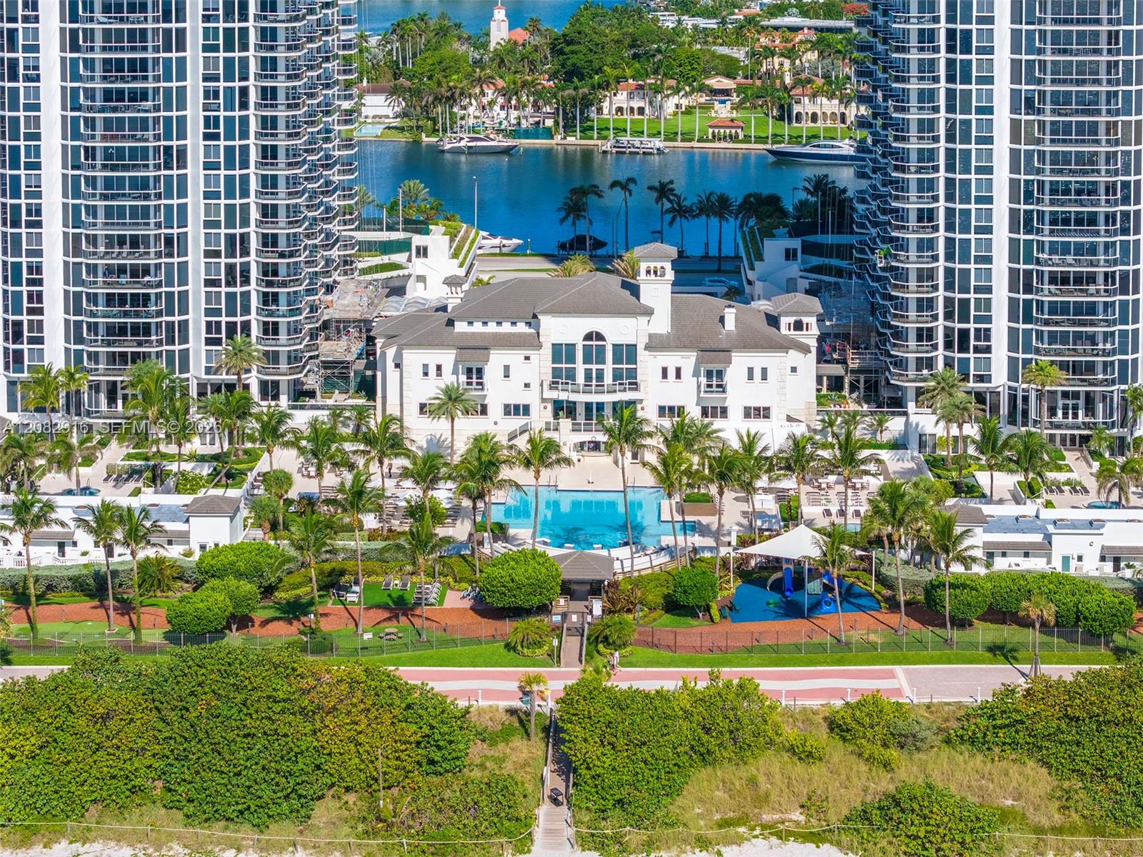 4779 Collins Ave # 1805 — Photo 4