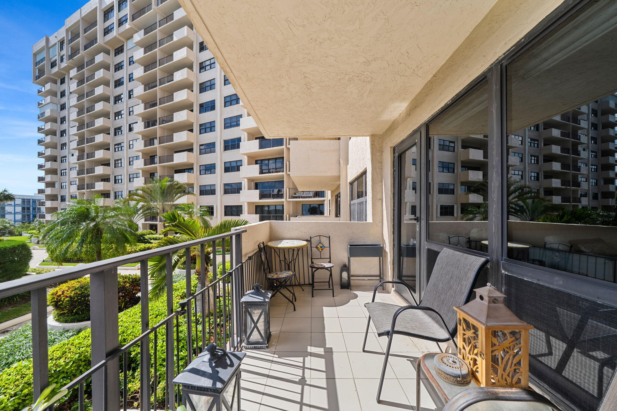 4900 N Ocean Boulevard — Photo 2