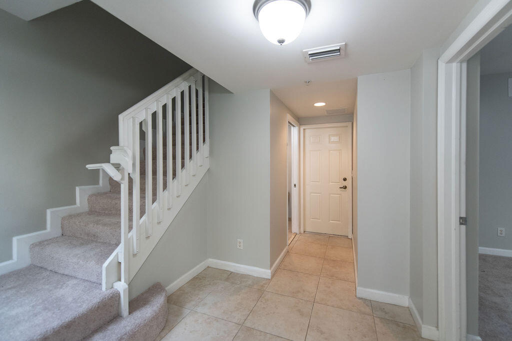 2326 Vintage Circle — Photo 4
