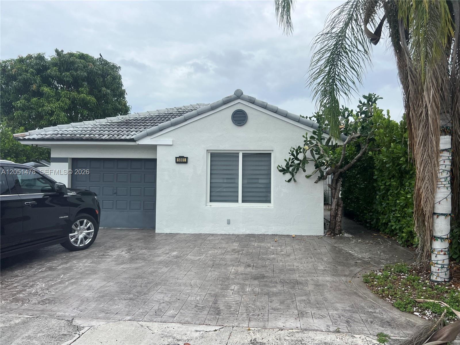 5861 SW 149th Ct, Miami FL 33193