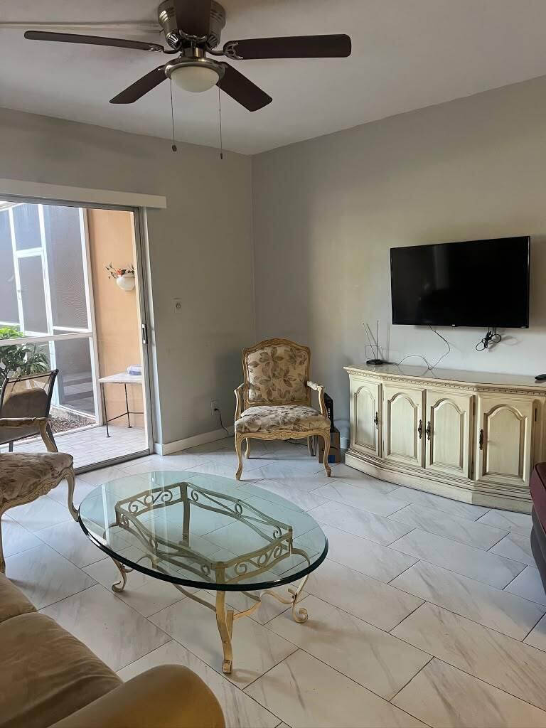 1510 SE 15TH Street # 107 — Photo 4