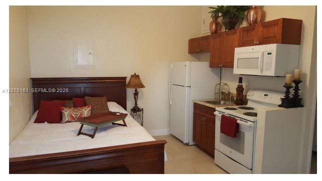 513 SW 6th Ave # 6 — Photo 5