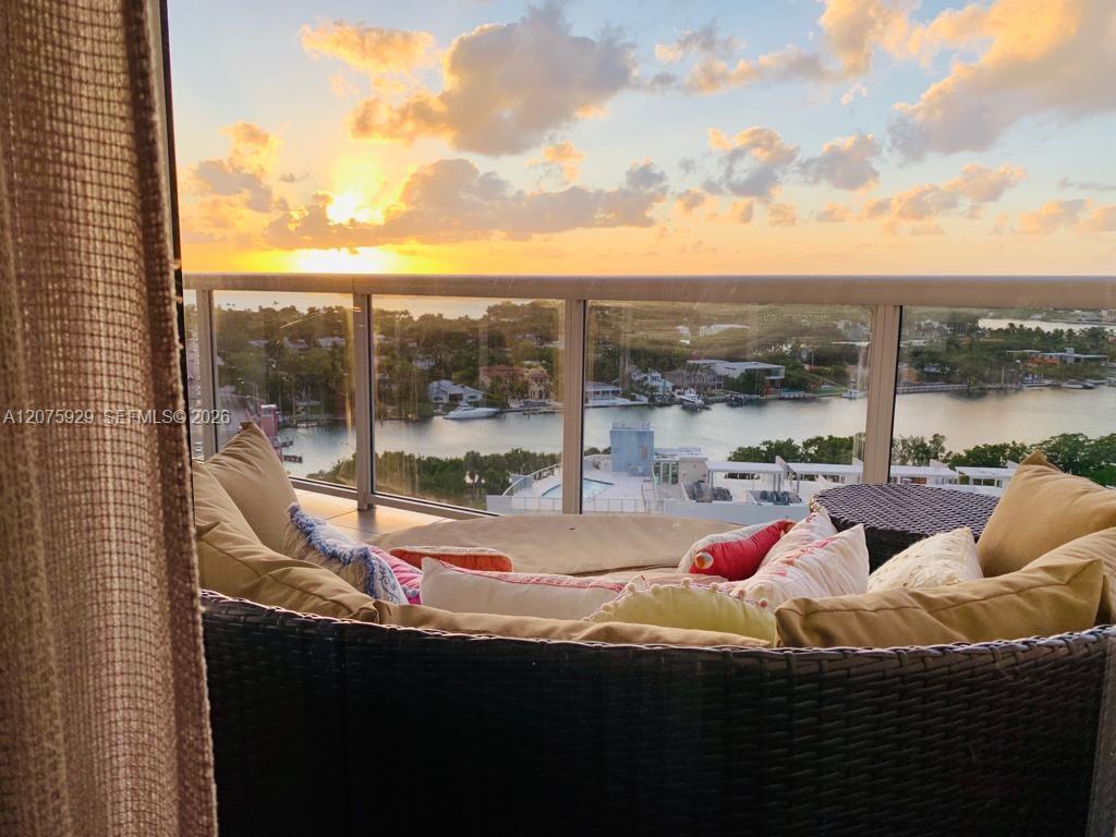 6301 Collins Ave # 1606, Miami Beach FL 33141